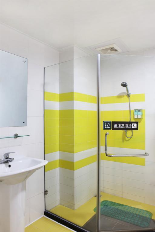 7Days Inn Xi'An Xiying Road Room photo